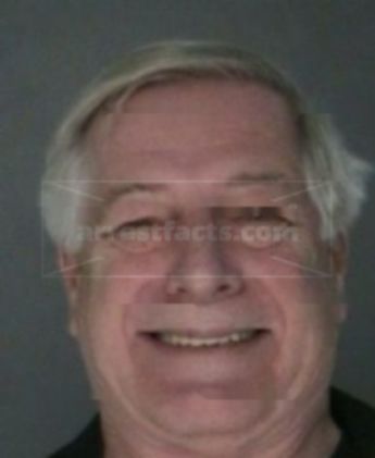 Robert H Adolphus Jr