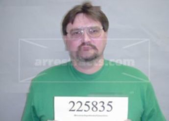 Gary L Laviolette