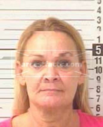 Lyndee E Carol Strong