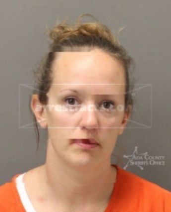 Annie Victoria Truden