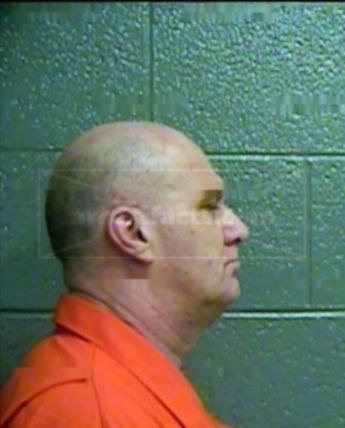 Kenny D Hutto