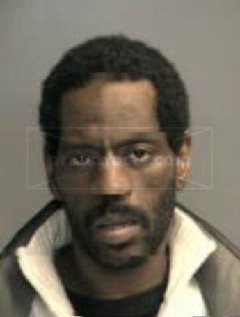 Derrick L Hicks