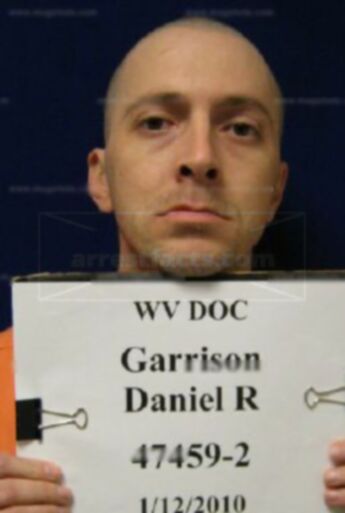 Daniel R Garrison