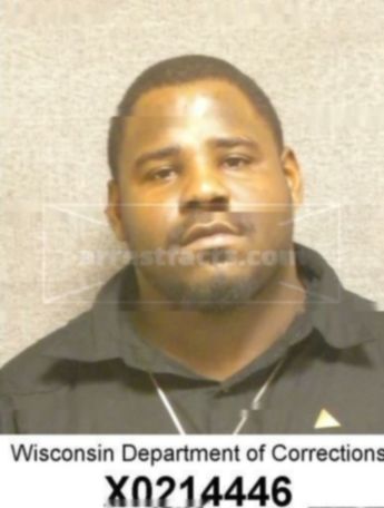 Marcus L Scott