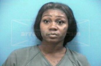 Akizzia Vanesha Cade
