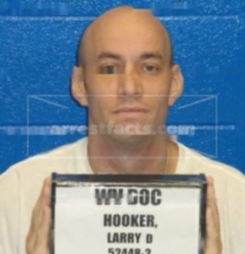 Larry Don Hooker
