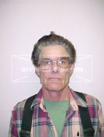 Larry J Hinkle