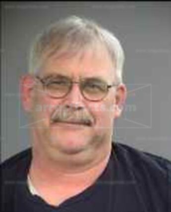 Travis Wayne Cagle