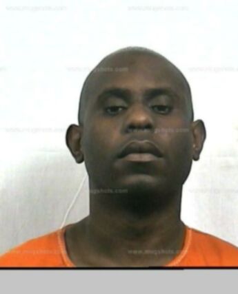 Darvin R Green