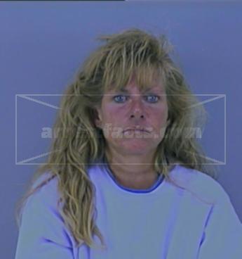 Shelley Lynne Tucker