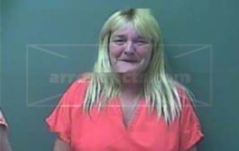 Lisa M Hill