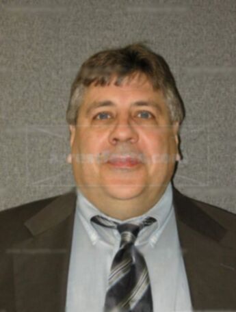 Clarence C Weidner
