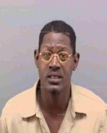 Leon Lorenzo Gardner