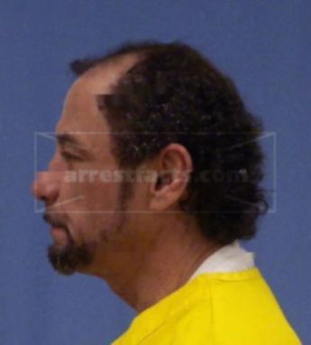 Jorge L Ortiz