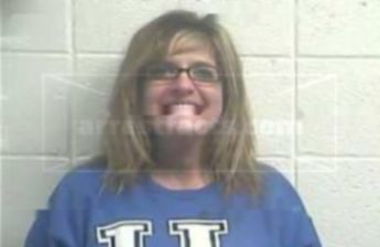 Tracy W Towles