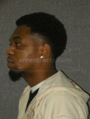 Donovan D Bellamy