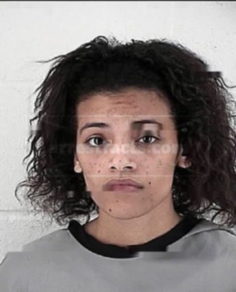 Ashlee Aariona Leonard