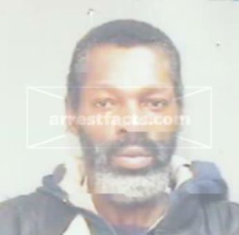 Willie J Huggins