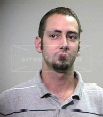 Gavin Wade Verzwyvelt