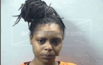 Shayla M Wright
