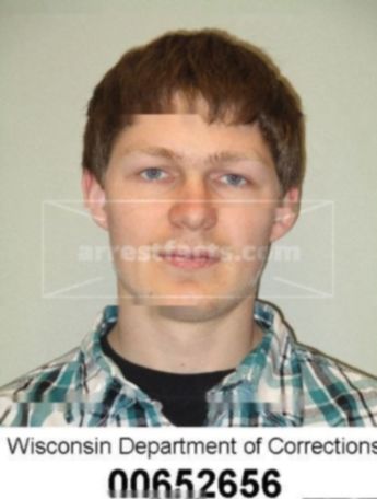 Tyler J Gerdes