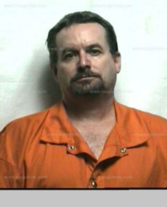 Daniel L Clopton