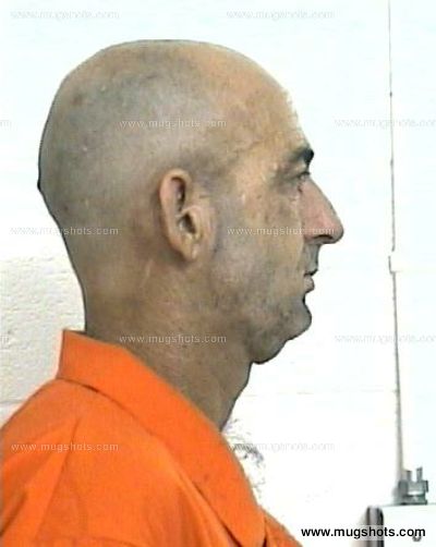Larry D Ross