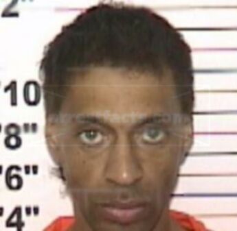 Tyrone D Willis