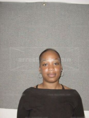 Latoya E Reddick