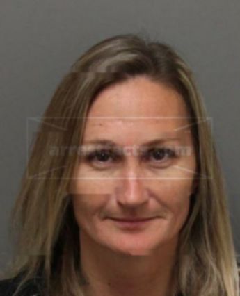 Lori Anne Neil