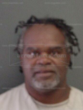 Robert L Green