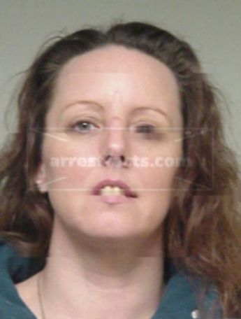 Deanne L Andrews