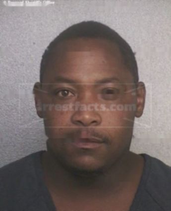 Lorenzo D Rollins