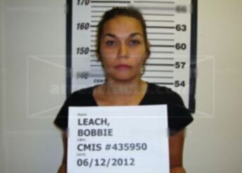 Bobbie Jean Leach
