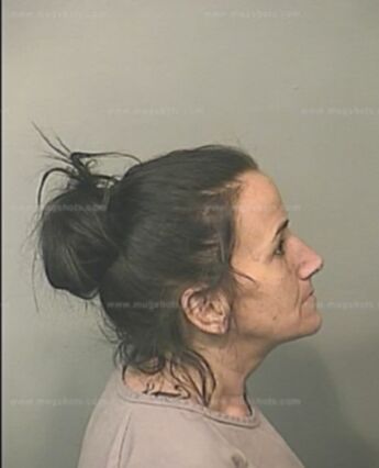 Leslie M Monroe