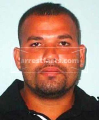 Saul B Vargas