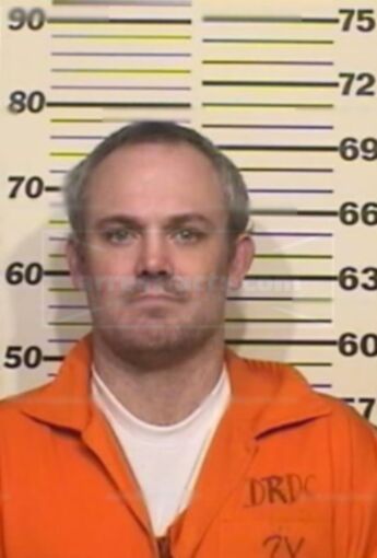 Larry J Kelley