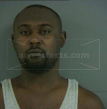 Larinzo Leon Davis