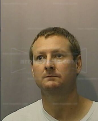 Robert L Robison Jr.