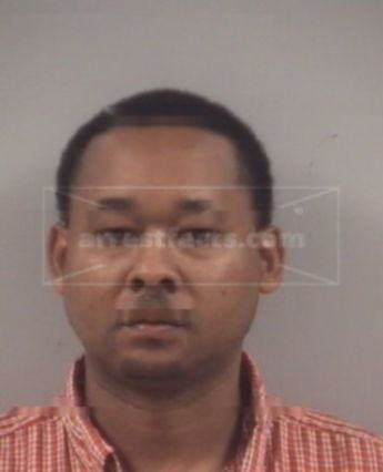 Robert Nmn White
