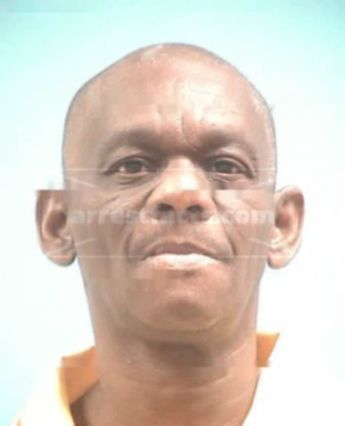 Willie F Roberts