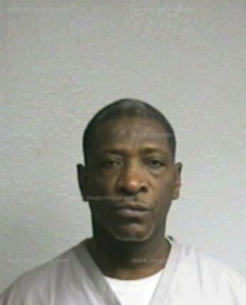 Kenneth E Lee